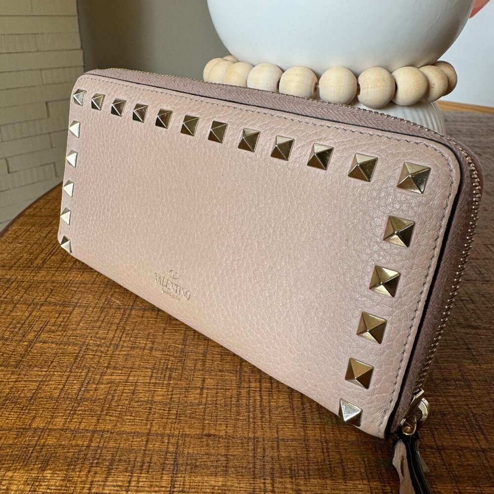 Valentino Garavani Leather Studded Wallet Beige